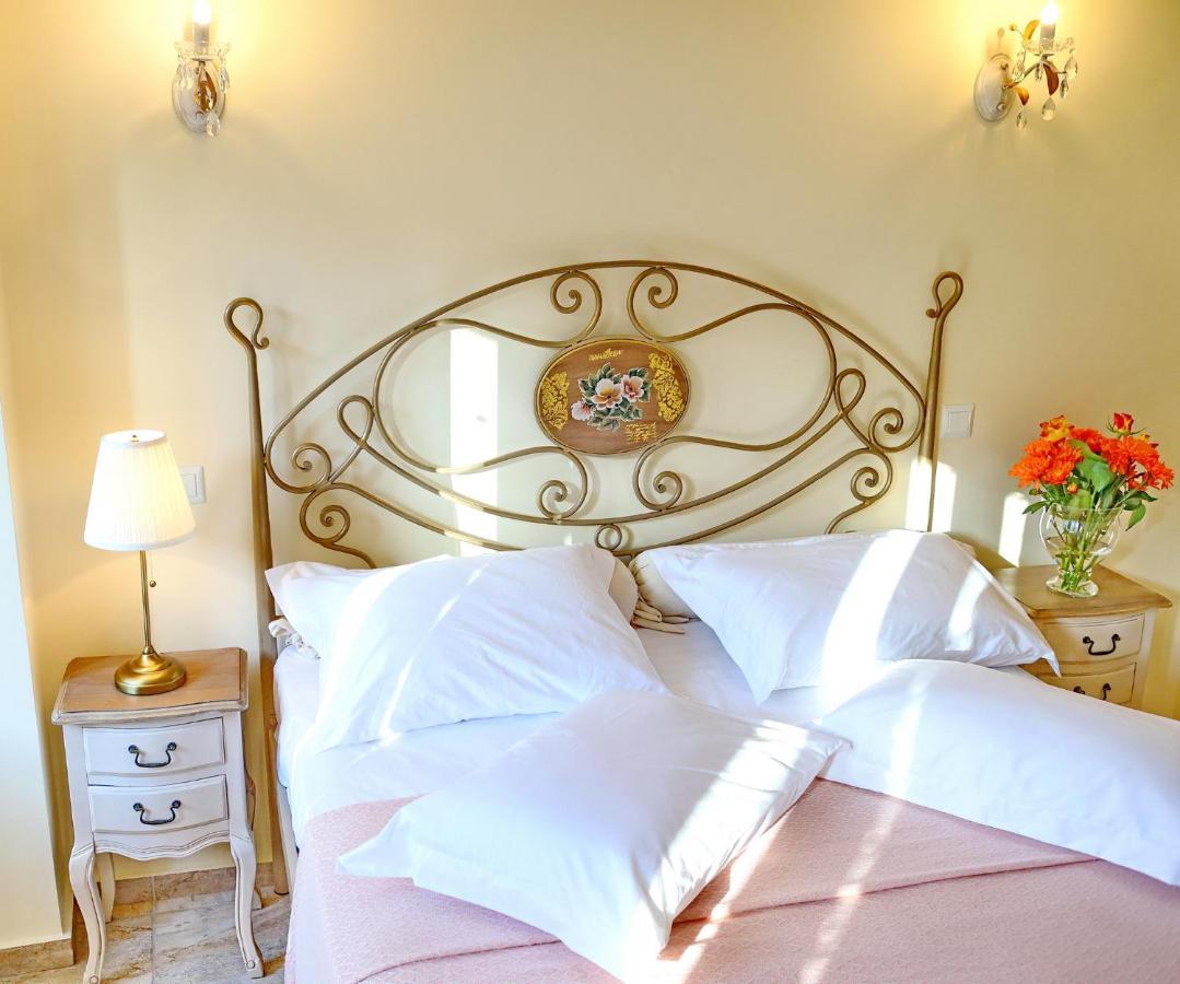 Castellmare Apartment Nafpaktos Екстериор снимка